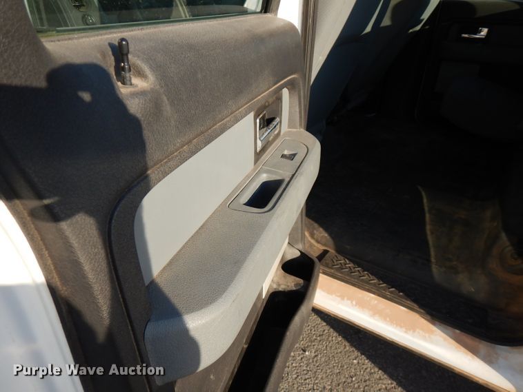 image for item FW9800 2013 Ford F150  SuperCrew pickup truck