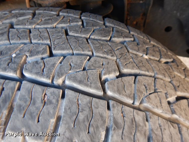 image for item FW9800 2013 Ford F150  SuperCrew pickup truck