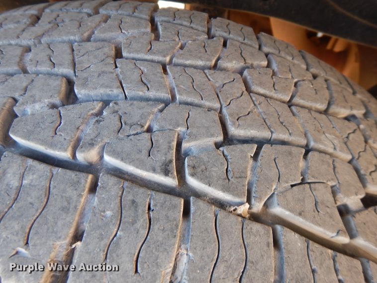 image for item FW9800 2013 Ford F150  SuperCrew pickup truck