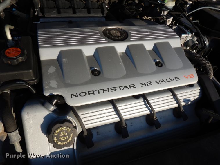 image for item FW9813 1998 Cadillac Masterpiece Hearse