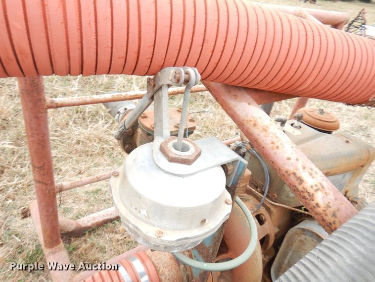 image for item FW9819 1980 Banks Morse pump