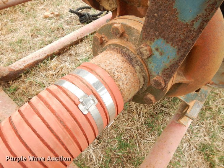 image for item FW9819 1980 Banks Morse pump