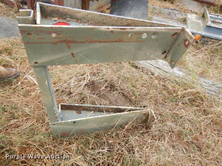 image for item FW9826 Fifth wheel hitch