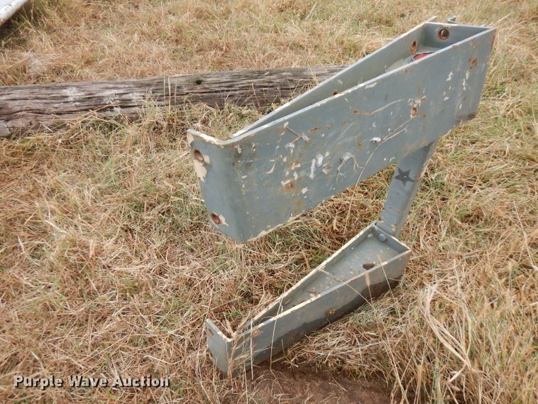 image for item FW9826 Fifth wheel hitch