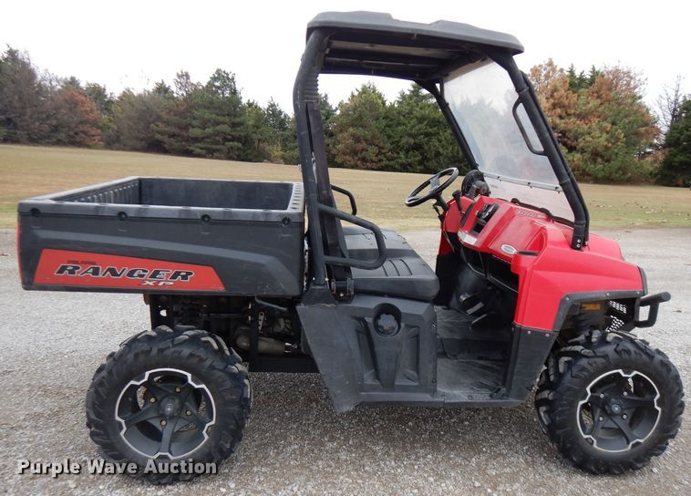 image for item FW9828 2011 Polaris Ranger XP  utility vehicle