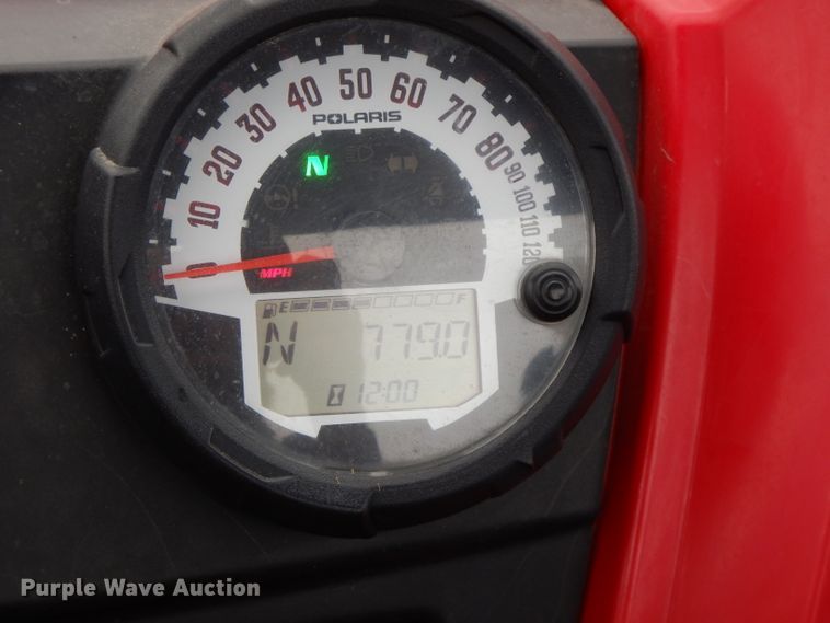 image for item FW9828 2011 Polaris Ranger XP  utility vehicle