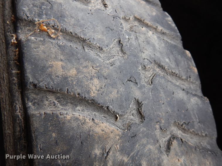 image for item FW9829 (6) 10.00R20 tires and wheels