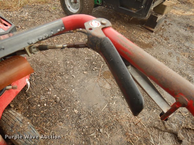 image for item FW9847 Toro Hydroject 3000 greens aerator