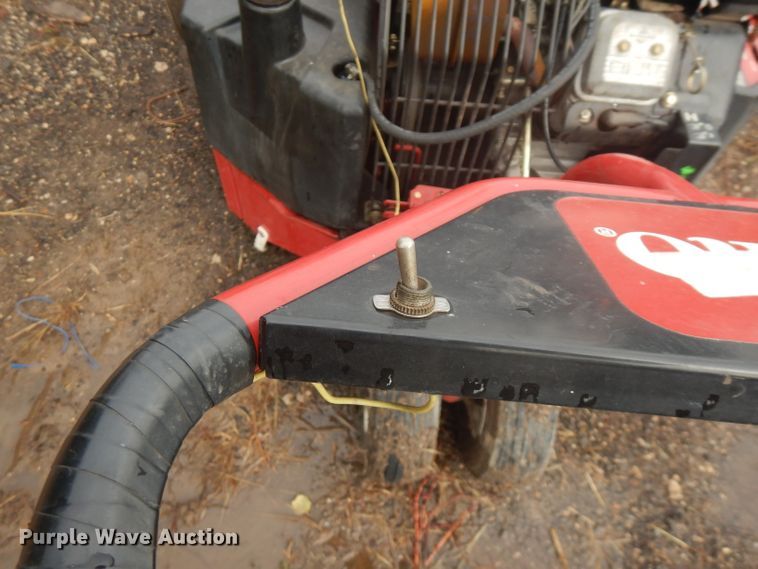 image for item FW9847 Toro Hydroject 3000 greens aerator