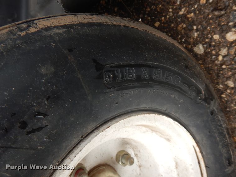 image for item FW9847 Toro Hydroject 3000 greens aerator