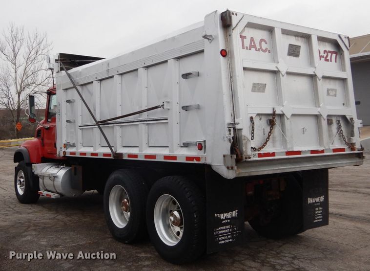 image for item GB9826 2007 Mack CV713  dump truck