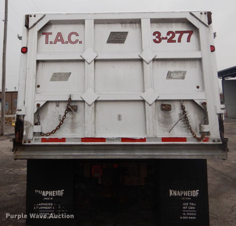 image for item GB9826 2007 Mack CV713  dump truck