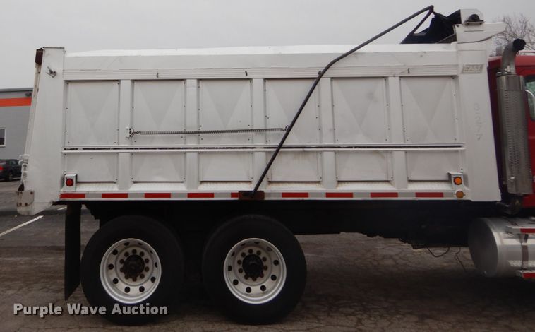 image for item GB9826 2007 Mack CV713  dump truck