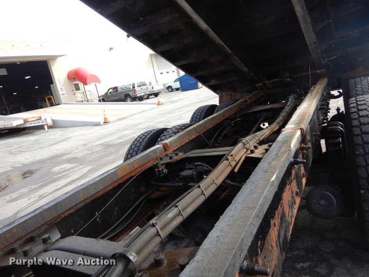 image for item GB9826 2007 Mack CV713  dump truck