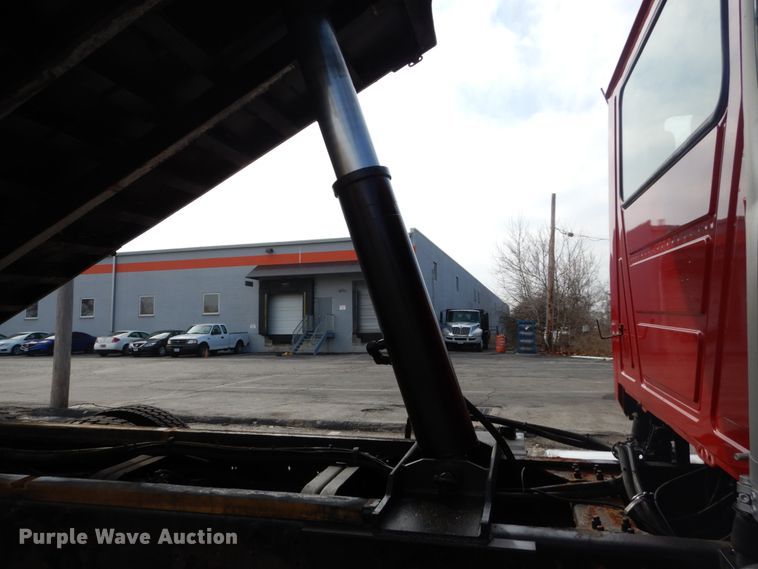 image for item GB9826 2007 Mack CV713  dump truck