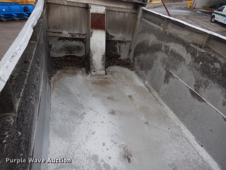 image for item GB9826 2007 Mack CV713  dump truck