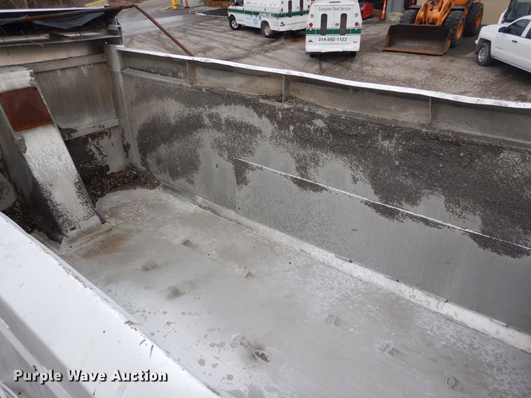 image for item GB9826 2007 Mack CV713  dump truck