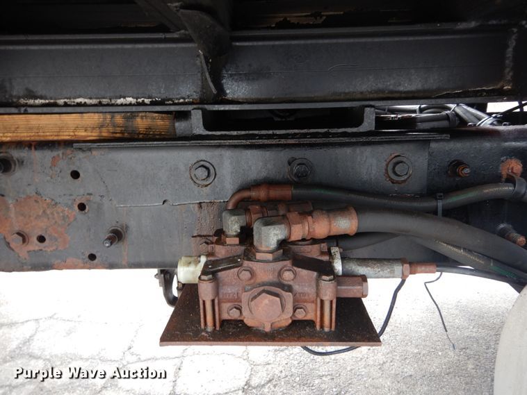 image for item GB9826 2007 Mack CV713  dump truck