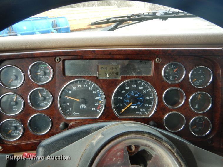 image for item GB9826 2007 Mack CV713  dump truck