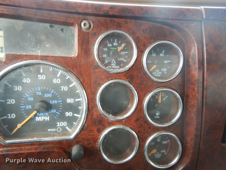 image for item GB9826 2007 Mack CV713  dump truck