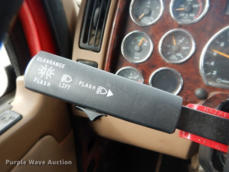 image for item GB9826 2007 Mack CV713  dump truck