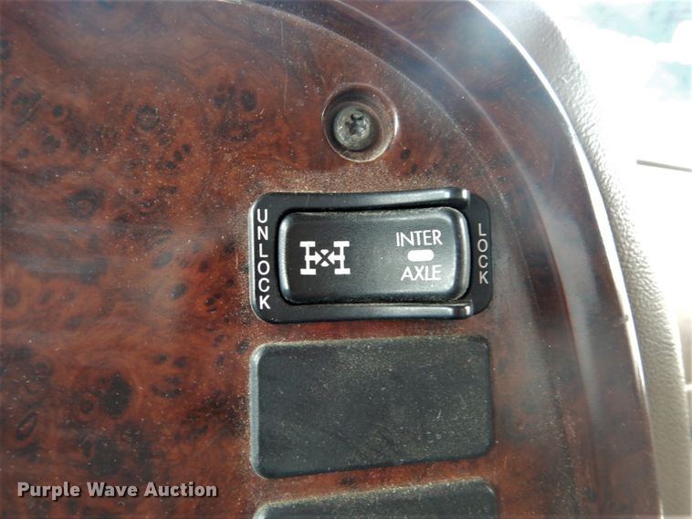 image for item GB9826 2007 Mack CV713  dump truck