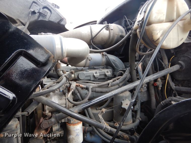 image for item GB9826 2007 Mack CV713  dump truck