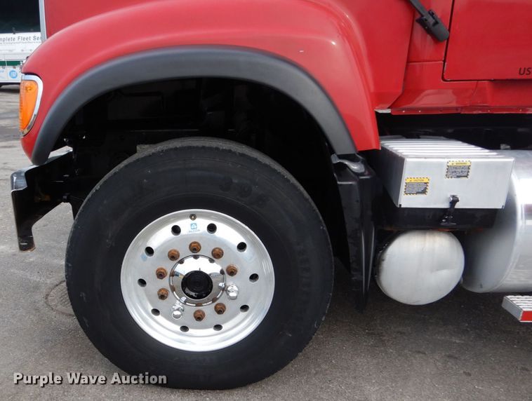 image for item GB9826 2007 Mack CV713  dump truck