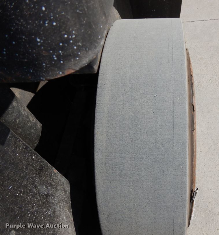 image for item GJ9600 TCM FCG15F9  forklift