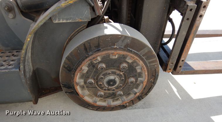 image for item GJ9600 TCM FCG15F9  forklift