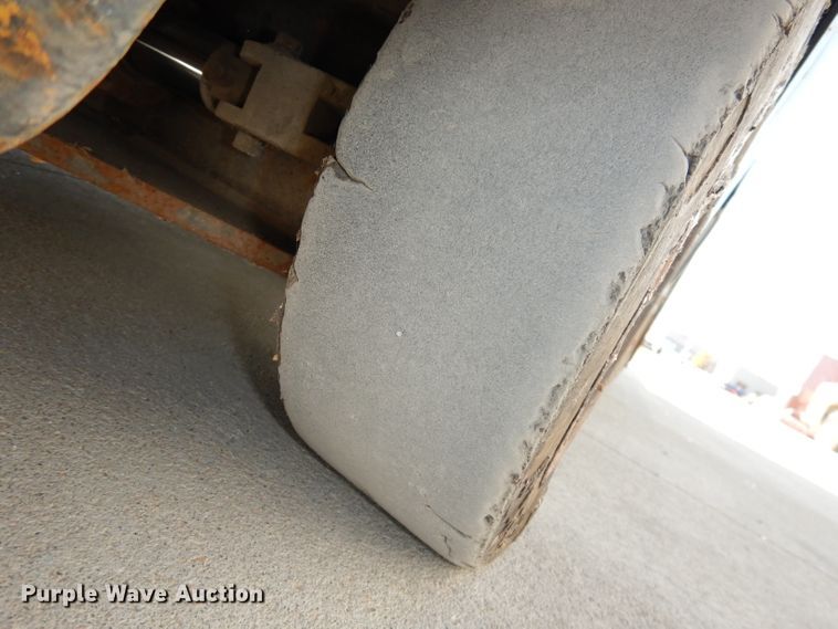 image for item GJ9600 TCM FCG15F9  forklift