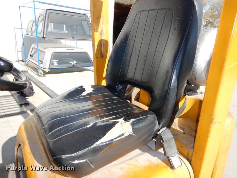 image for item GJ9600 TCM FCG15F9  forklift