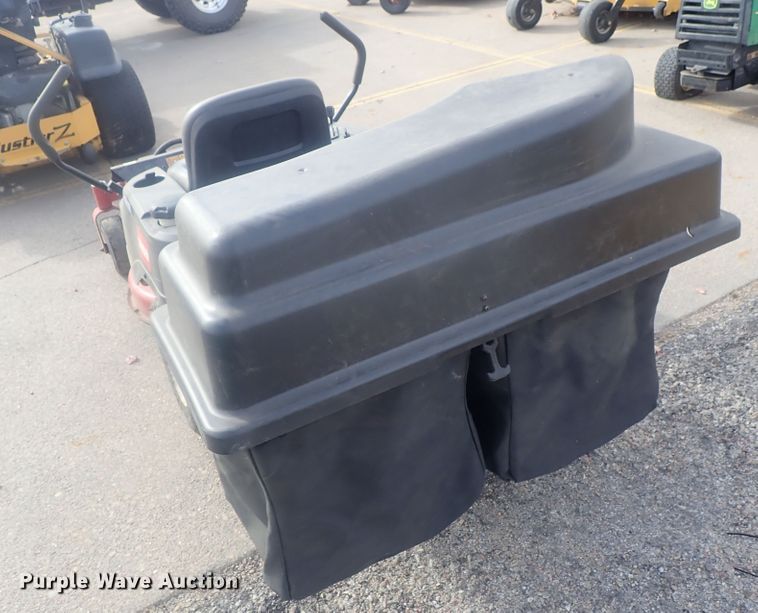 image for item GN9190 Toro Time Cutter SS3200  ZTR lawn mower