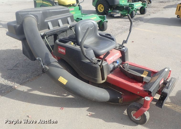 image for item GN9190 Toro Time Cutter SS3200  ZTR lawn mower