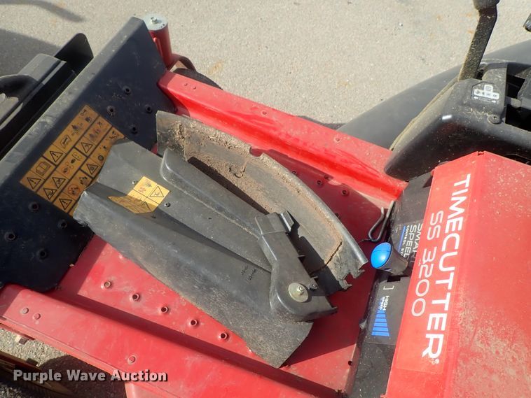 image for item GN9190 Toro Time Cutter SS3200  ZTR lawn mower