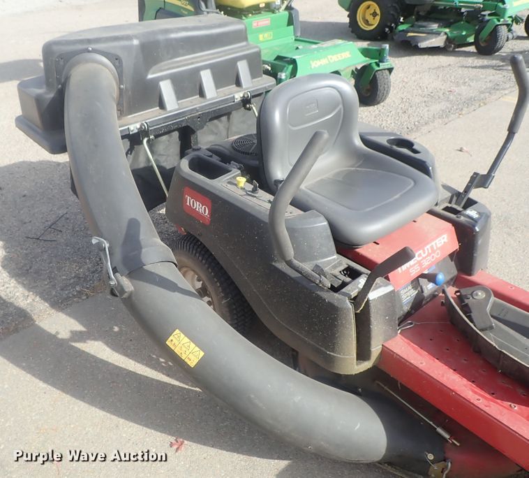 image for item GN9190 Toro Time Cutter SS3200  ZTR lawn mower