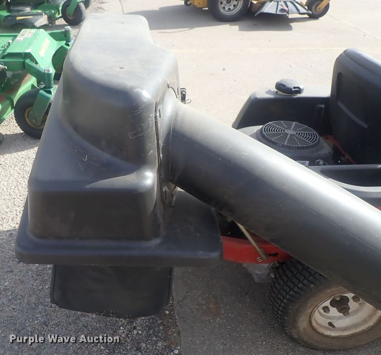 image for item GN9190 Toro Time Cutter SS3200  ZTR lawn mower