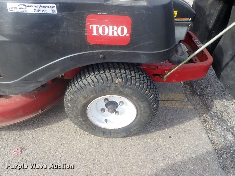 image for item GN9190 Toro Time Cutter SS3200  ZTR lawn mower