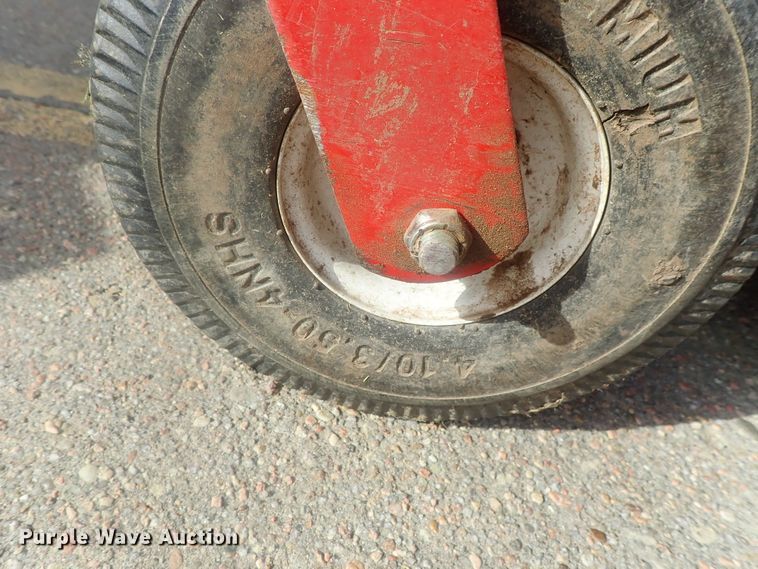 image for item GN9190 Toro Time Cutter SS3200  ZTR lawn mower