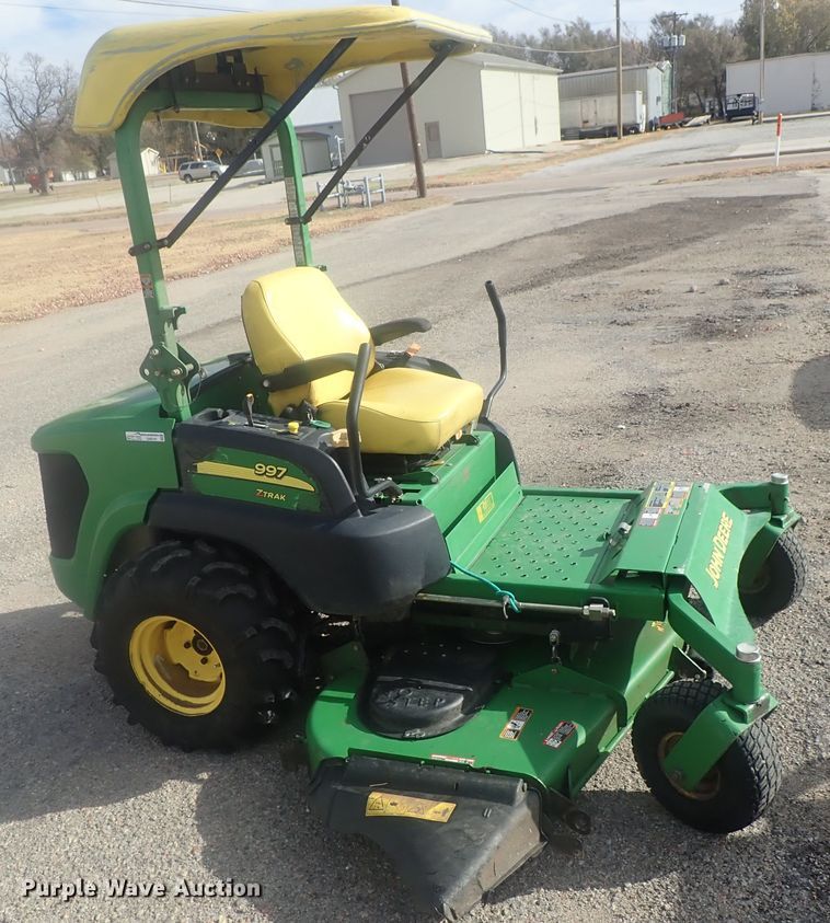image for item GN9191 John Deere 997 ZTrak  ZTR lawn mower