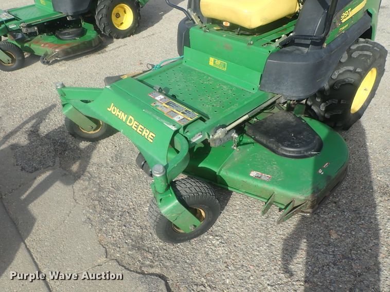 image for item GN9191 John Deere 997 ZTrak  ZTR lawn mower