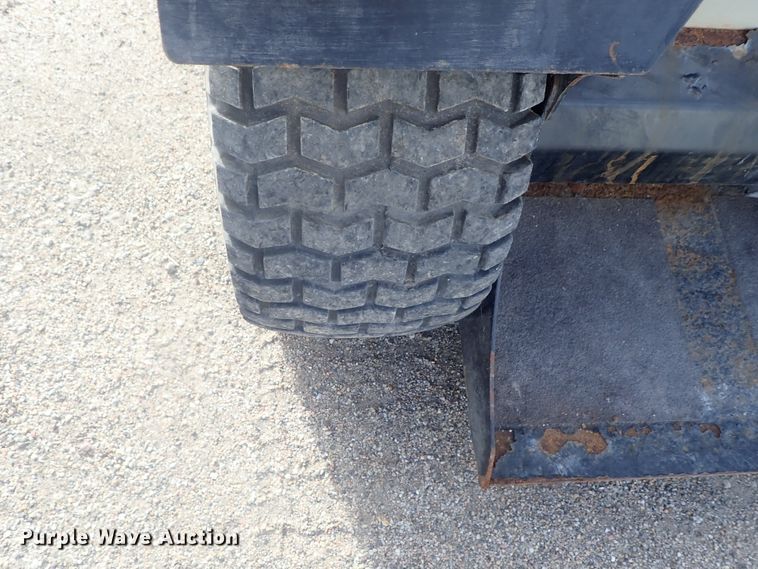 image for item GN9193 Cub Cadet spreader