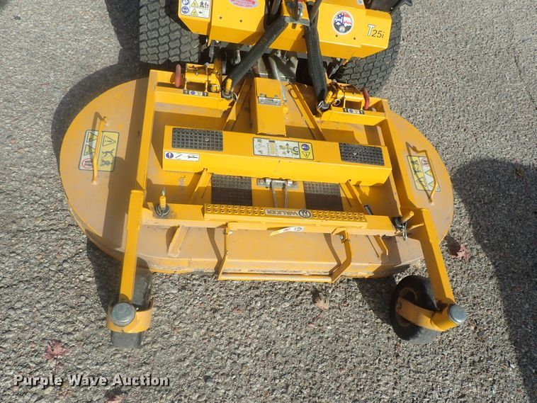 image for item GN9194 Walker T25i  ZTR lawn mower