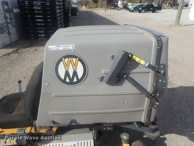 image for item GN9194 Walker T25i  ZTR lawn mower