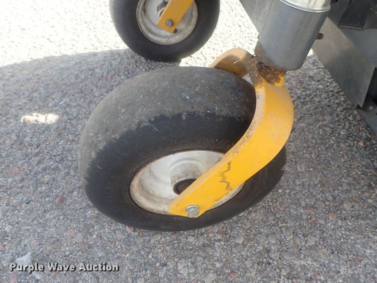 image for item GN9194 Walker T25i  ZTR lawn mower