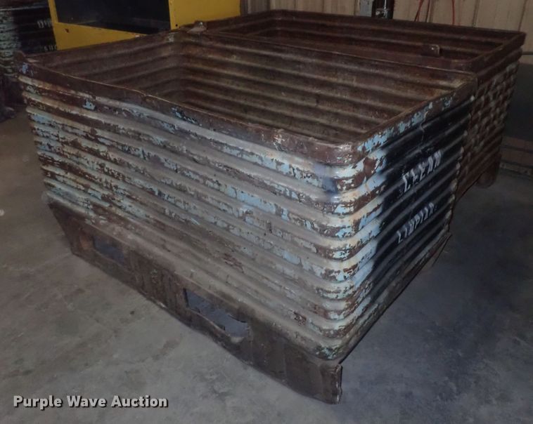 image for item GX9612 (3) metal bins