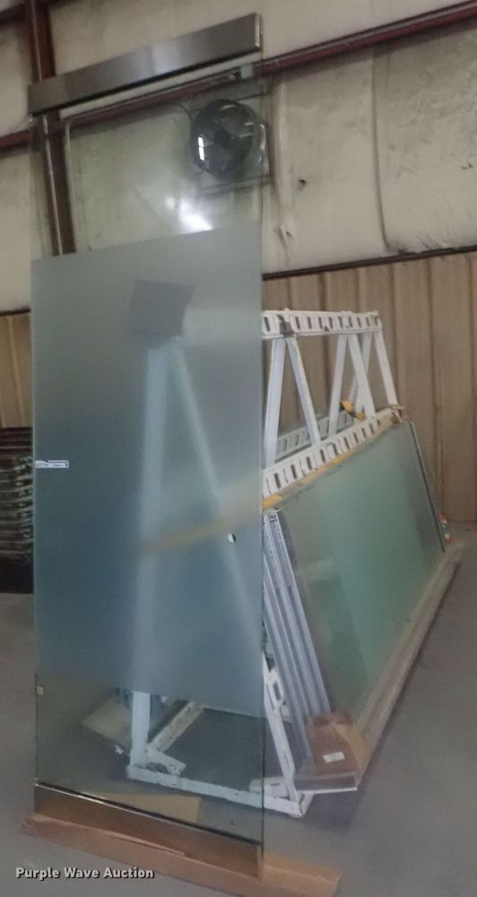 image for item GX9613 (8) glass doors