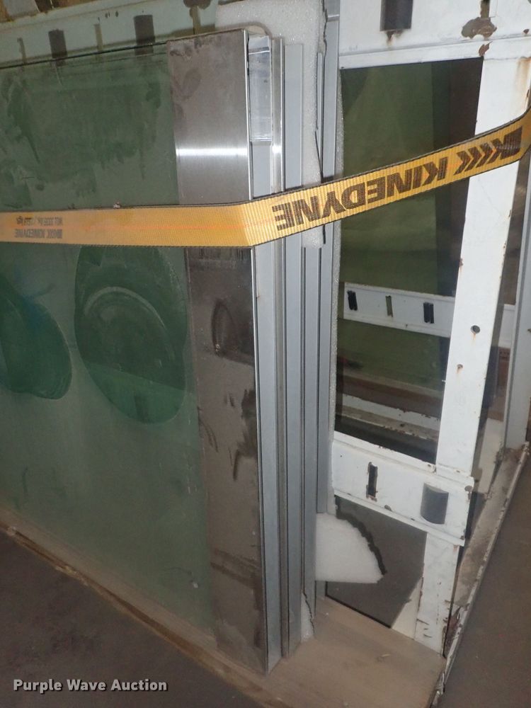 image for item GX9613 (8) glass doors