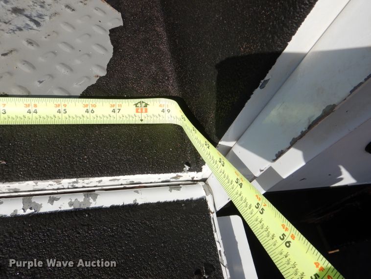 image for item HC9134 2013 Ford F450 Super Duty  utility truck with crane