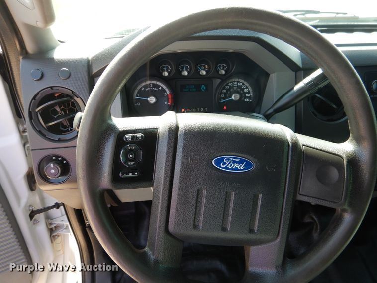 image for item HC9134 2013 Ford F450 Super Duty  utility truck with crane